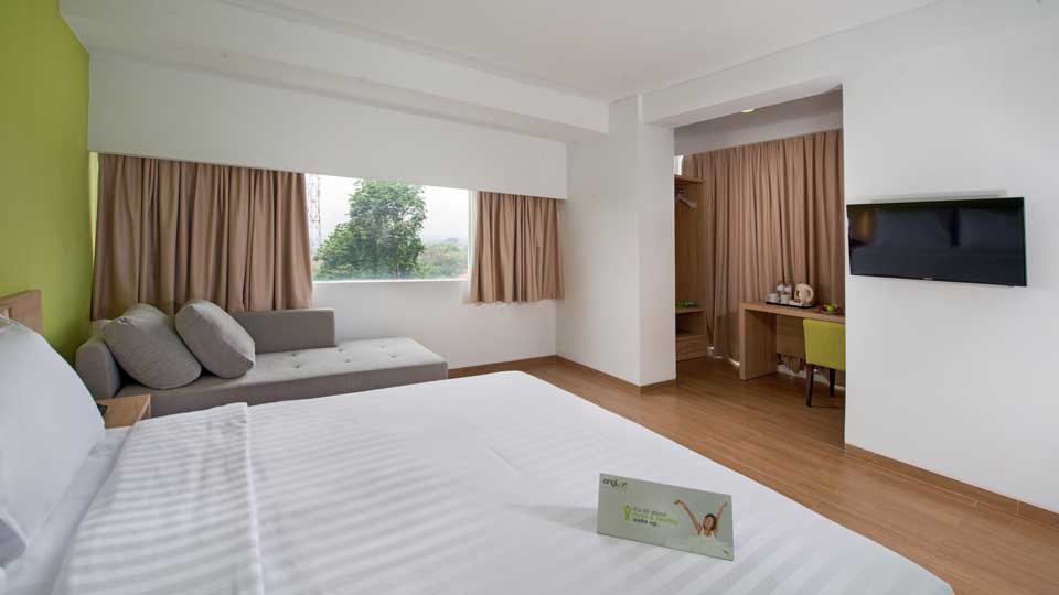 Double Bed