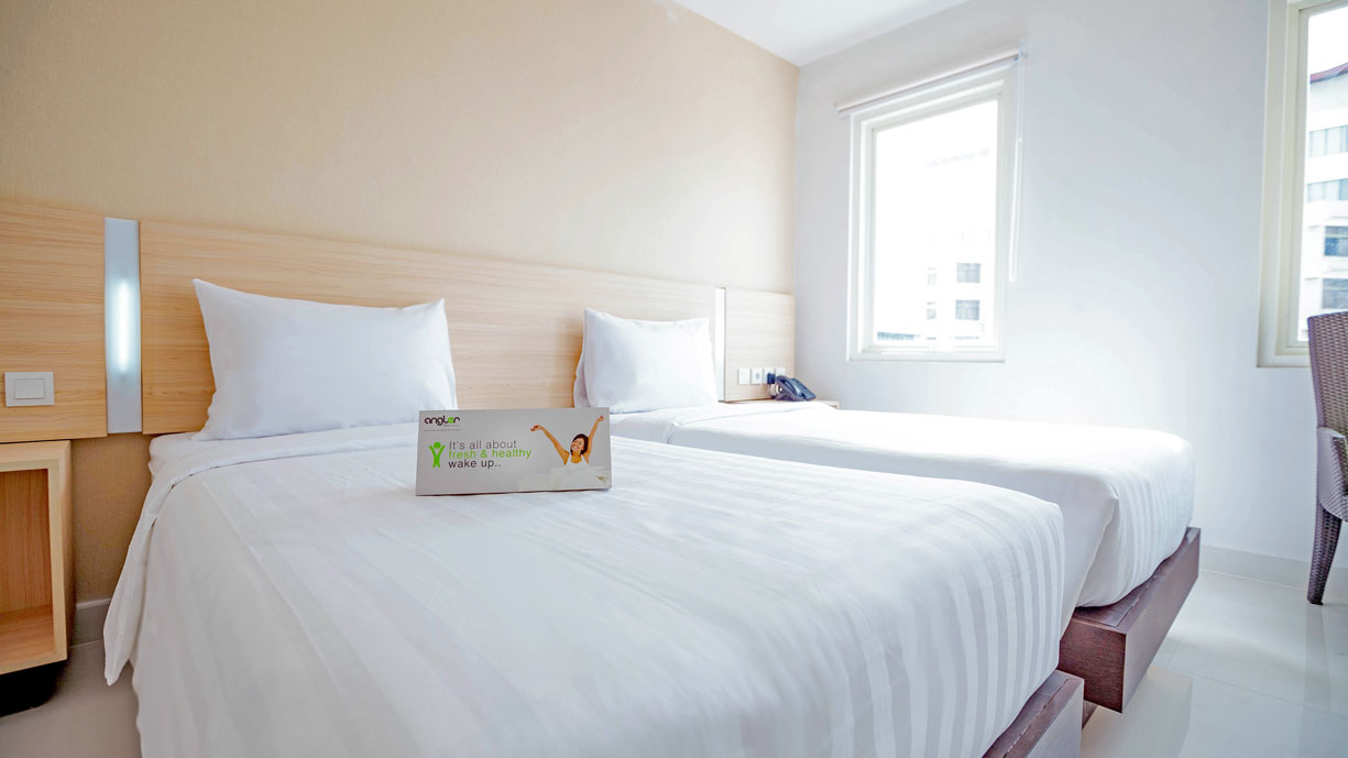 Twin Bed